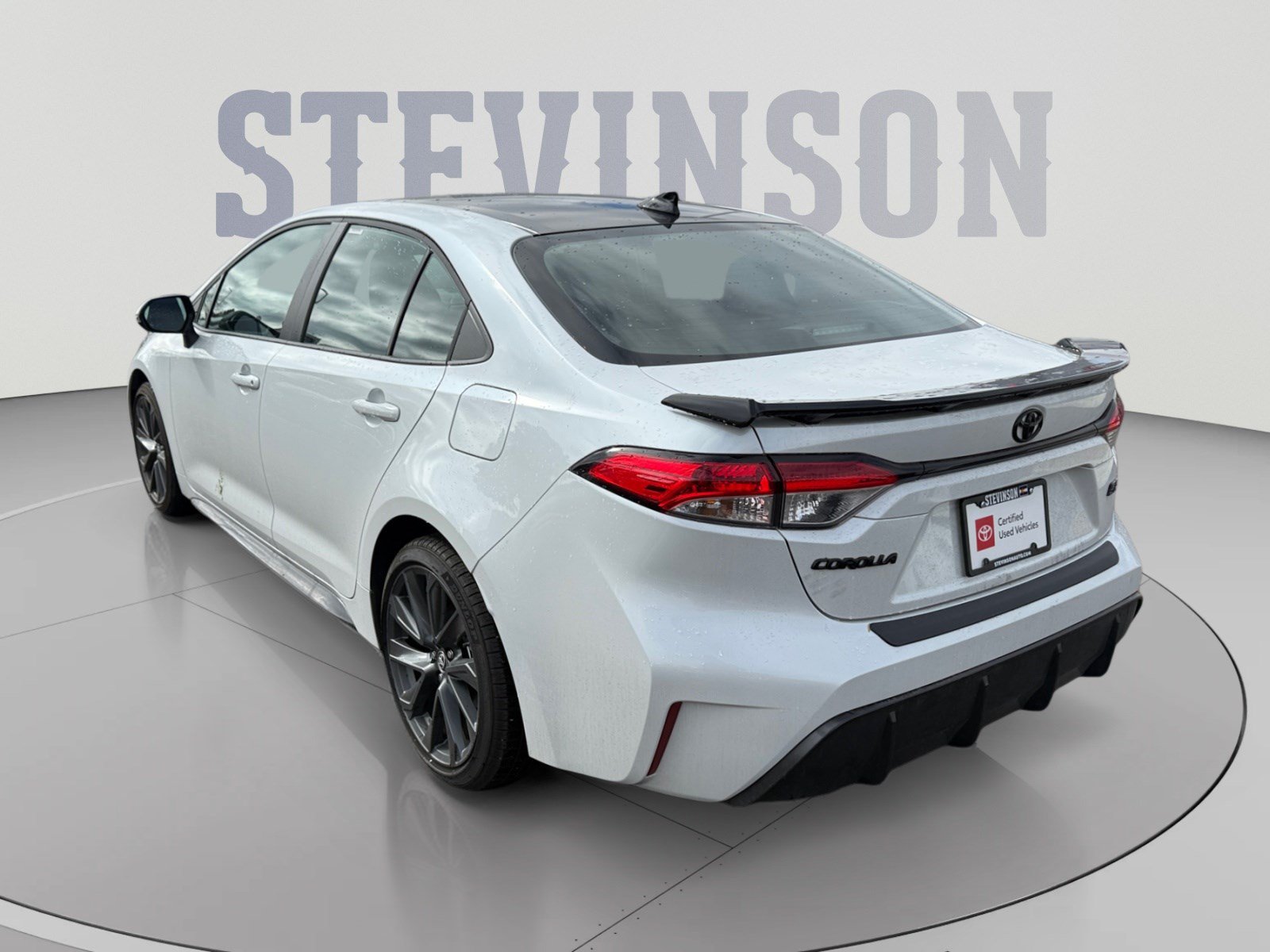 Certified 2026 Toyota Corolla SE w/ SE Package FWD image 3