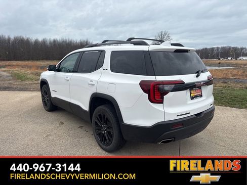 Certified 2023 GMC Acadia SLE w/ Driver Convenience Package image 7