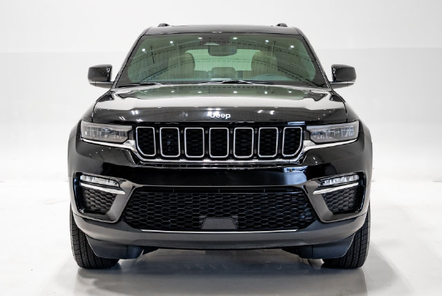 Used 2022 Jeep Grand Cherokee Limited 4xe AWD/4WD image 4