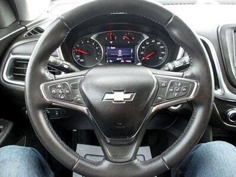 Used 2021 Chevrolet Equinox LT FWD image 3
