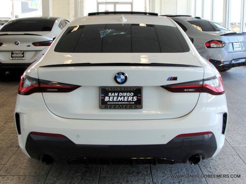 Used 2023 BMW 430i Coupe w/ M Sport Package RWD image 68