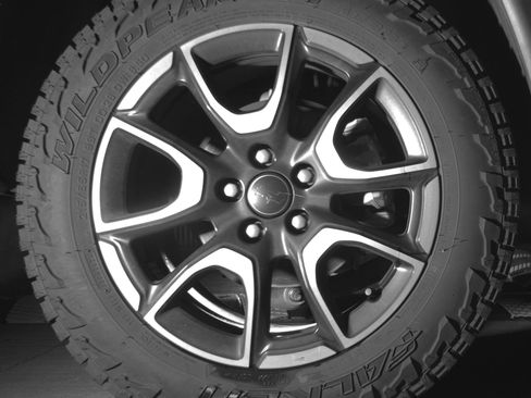 Used 2025 Jeep Compass Trailhawk image 15