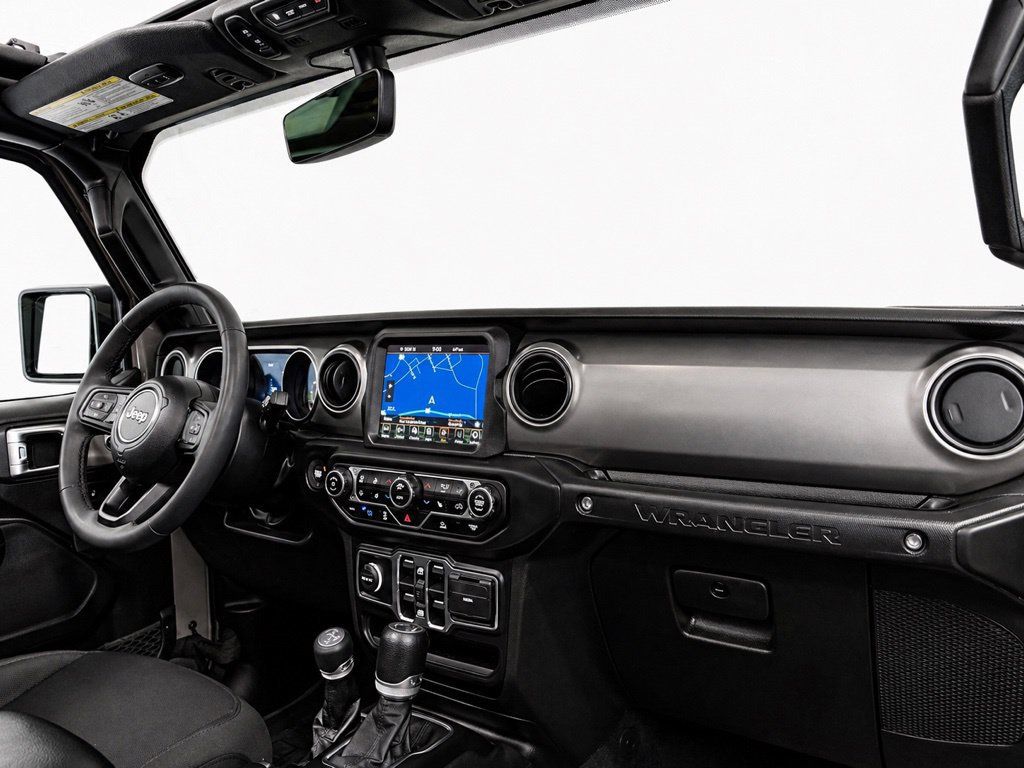 Used 2023 Jeep Wrangler Unlimited w/ Sun & Screen Package AWD/4WD image 29
