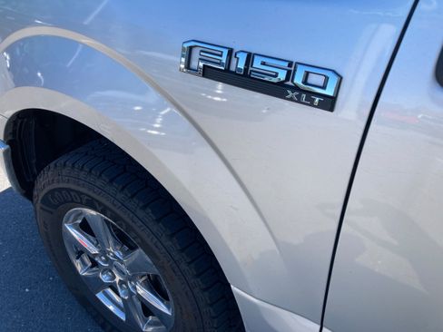 Used 2019 Ford F150 XLT w/ Equipment Group 302A Luxury AWD/4WD image 4