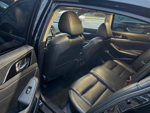 Used 2018 Nissan Maxima 3.5 SL image 9