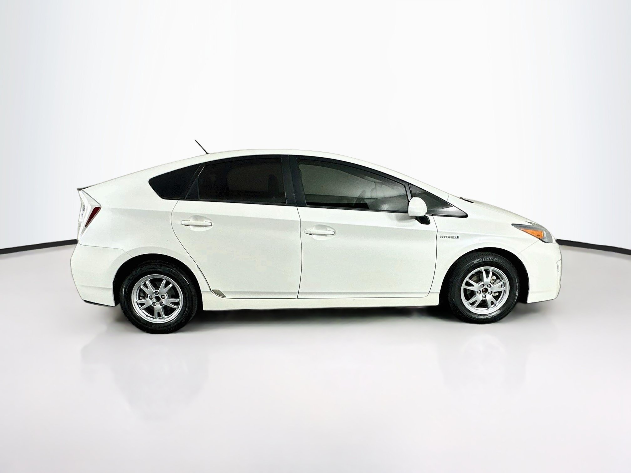 Used 2011 Toyota Prius Two FWD image 10