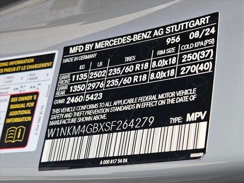 Certified 2025 Mercedes-Benz GLC 300 image 24