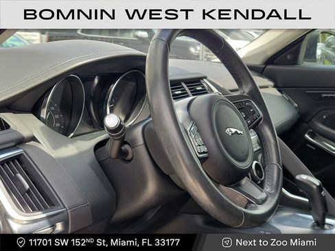 Used 2020 Jaguar E-PACE Base image 9