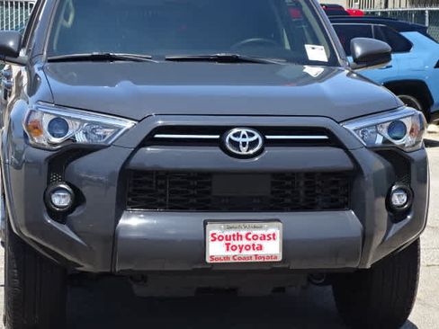 Used 2024 Toyota 4Runner SR5 RWD image 4