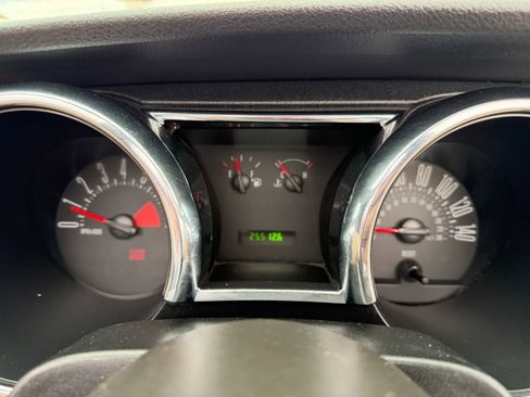 Used 2006 Ford Mustang GT Premium image 33