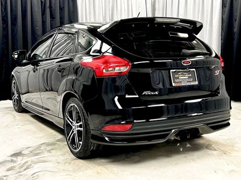 Used 2016 Ford Focus ST image 8
