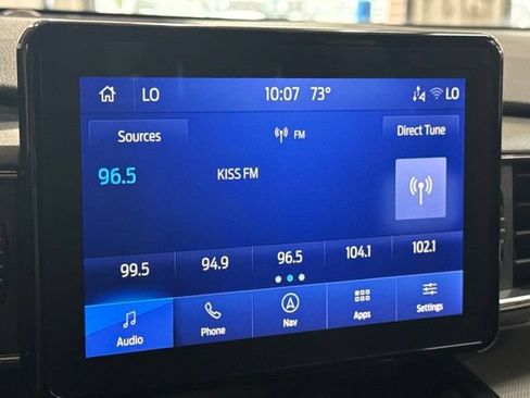 Used 2020 Ford Explorer XLT w/ Equipment Group 202A AWD/4WD image 15