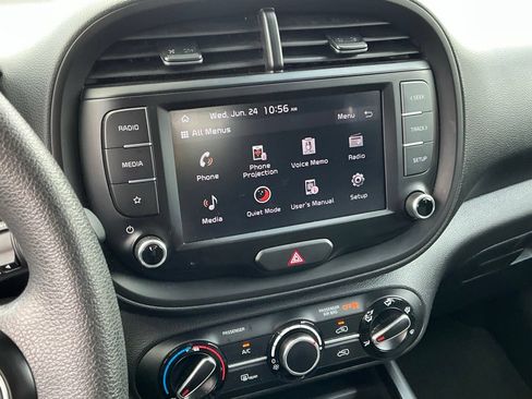 Used 2024 Kia Soul LX w/ Option Group 015 FWD image 30