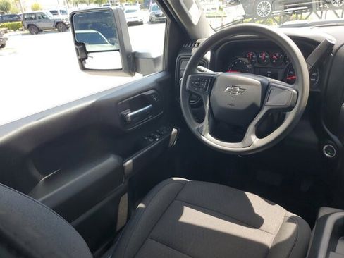 Used 2025 Chevrolet Silverado 2500 Custom w/ Custom Convenience Package RWD image 15