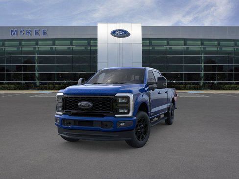New 2026 Ford F250 Lariat w/ Black Appearance Package AWD/4WD image 2