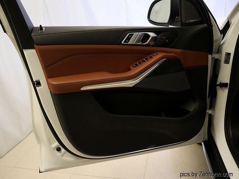 Certified 2025 BMW X5 xDrive40i w/ Climate Comfort Package image 28