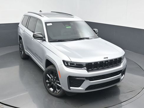 New 2026 Jeep Grand Cherokee L Limited AWD/4WD image 43