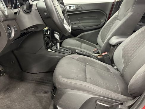 Used 2014 Ford Fiesta SE w/ Equipment Group 201B image 11