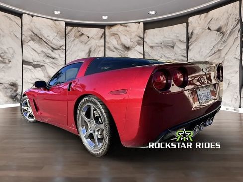 Used 2006 Chevrolet Corvette Coupe w/ Preferred Equipment Group RWD image 15