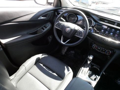 Used 2023 Buick Encore GX Essence w/ Experience Buick Package image 9