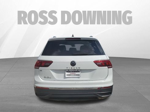 Used 2024 Volkswagen Tiguan SE image 5