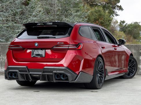 Used 2026 BMW M5 Touring AWD/4WD image 11