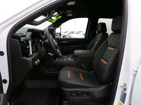 New 2026 GMC Sierra 2500 AT4 w/ AT4 Premium Plus Package image 16