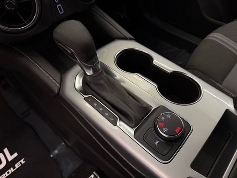 Used 2025 Chevrolet Blazer LT image 15