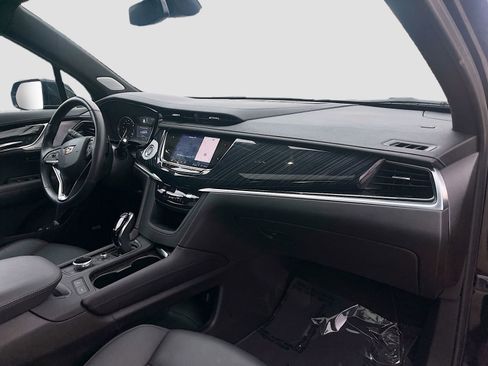 Used 2024 Cadillac XT6 Premium Luxury AWD/4WD image 32