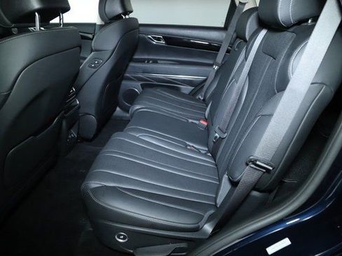 Used 2025 Genesis GV80 2.5T Standard image 14