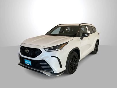 New 2026 Toyota Highlander XSE