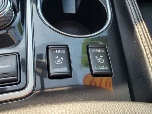 Used 2019 Nissan Maxima 3.5 SL w/ Floor Mat Group FWD image 27