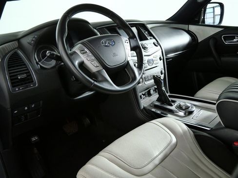 Used 2019 INFINITI QX80 Limited w/ All-Season Package AWD/4WD image 17