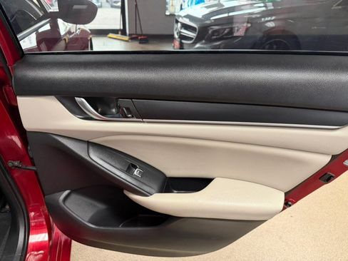 Used 2020 Honda Accord Hybrid image 28