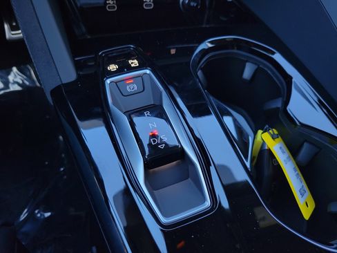 New 2025 Audi SQ5 Prestige image 27