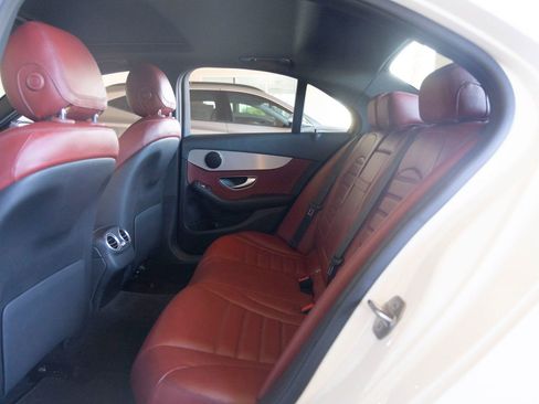 Used 2019 Mercedes-Benz C 300 Sedan image 19