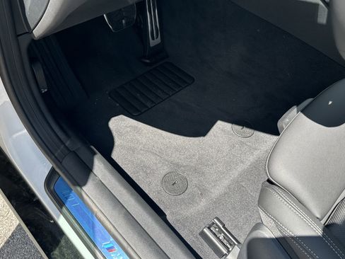 Used 2025 BMW i4 xDrive40i w/ M Sport Package image 16