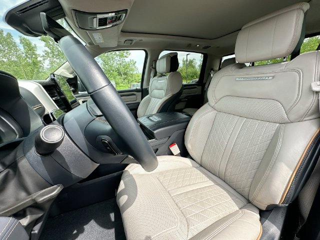 Used 2025 RAM 1500 Tungsten w/ Towing Technology Group AWD/4WD image 14