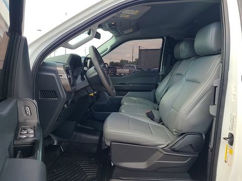 Used 2024 Ford F150 XL RWD image 12