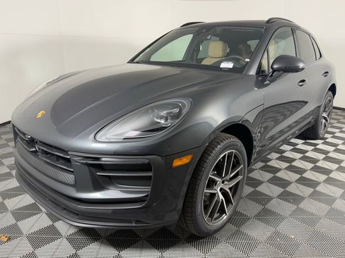 New 2026 Porsche Macan image 1