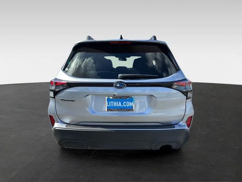Used 2026 Subaru Forester Premium AWD/4WD image 5
