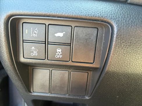 Used 2017 Honda CR-V Touring image 18