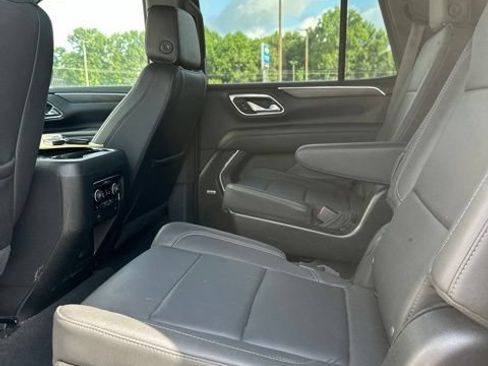 Used 2024 Chevrolet Tahoe LT w/ Luxury Package RWD image 12