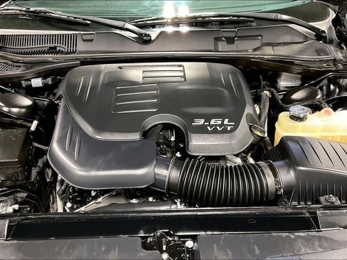 Used 2023 Dodge Challenger SXT w/ Blacktop Package image 12