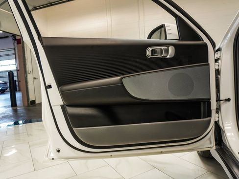 Used 2024 Hyundai Ioniq 6 SE AWD/4WD image 21