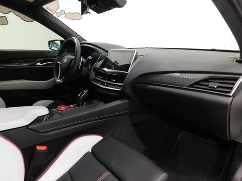 Used 2024 Cadillac CT5 V Blackwing w/ Carbon Fibre Package 2 RWD image 95
