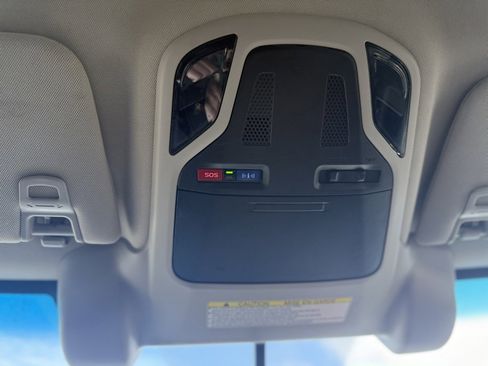 Used 2021 Subaru Outback Premium image 35