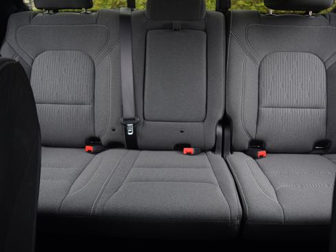 Used 2023 RAM 1500 Big Horn image 17