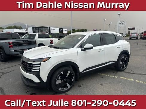 Used 2025 Nissan Kicks SR AWD/4WD image 6