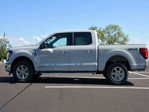Used 2024 Ford F150 XLT w/ Mobile Office Package image 4